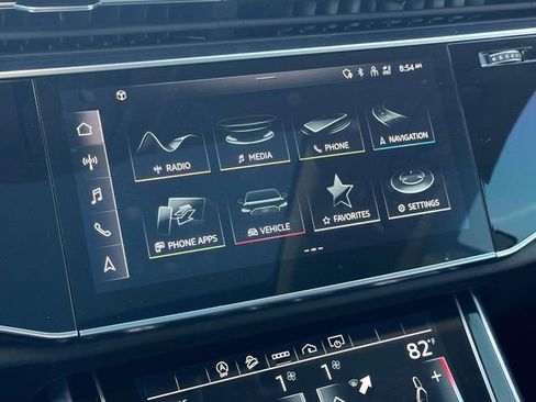 Used 2023 Audi Q8 Premium Plus w/ Premium Plus Package image 31