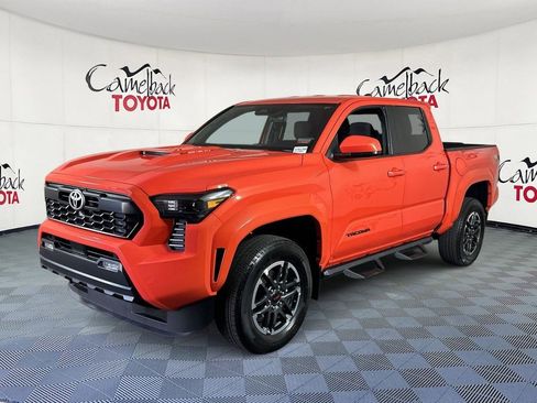 Used 2024 Toyota Tacoma TRD Sport RWD image 4