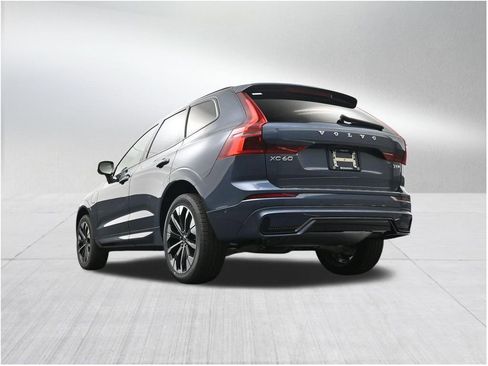 New 2026 Volvo XC60 T8 Plus w/ Protection Package Premier AWD/4WD image 23