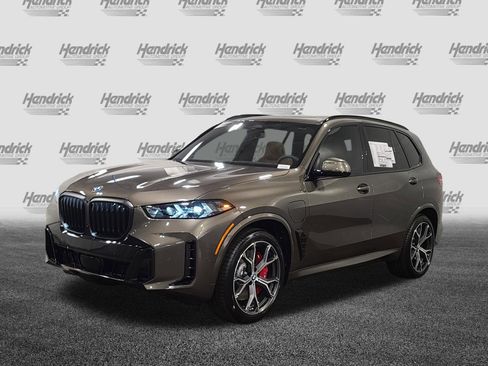 New 2026 BMW X5 xDrive50e w/ M Sport Package AWD/4WD image 3