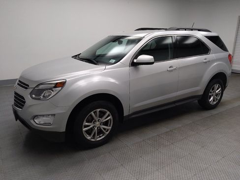 Used 2017 Chevrolet Equinox LT w/ Convenience Package FWD image 2