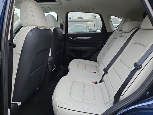 New 2025 MAZDA CX-5 AWD 2.5 S w/ Preferred Package image 8