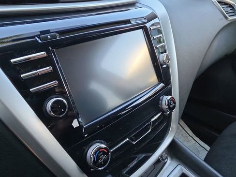 Used 2018 Nissan Murano SV w/ Cargo Package image 23