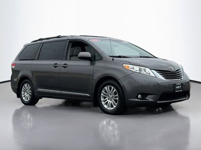 Used 2014 Toyota Sienna XLE
