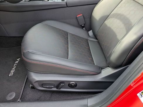 New 2026 Nissan Sentra SR w/ SR Premium Package FWD image 15