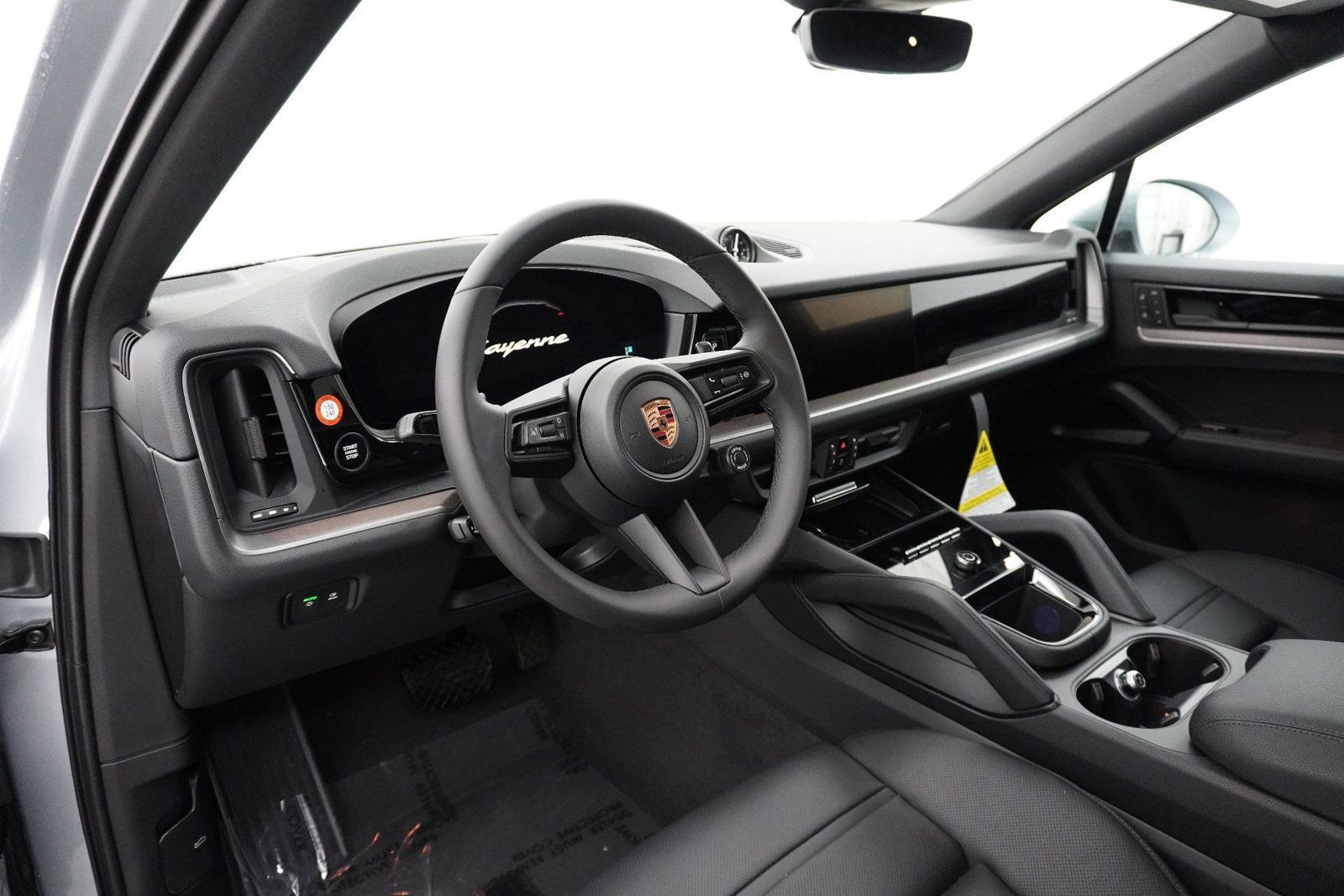 Used 2026 Porsche Cayenne Coupe AWD/4WD image 4