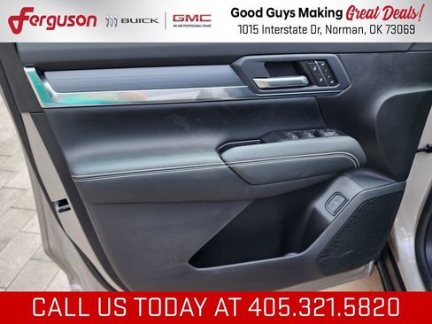 New 2027 GMC Terrain Elevation w/ Elevation Premium Package FWD image 13