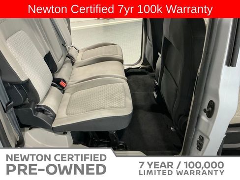 Used 2022 Ford Transit Connect XLT FWD image 19