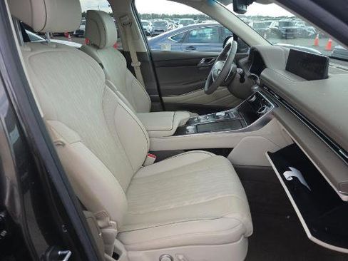 Used 2024 Genesis GV80 2.5T w/ Advanced Package AWD/4WD image 10