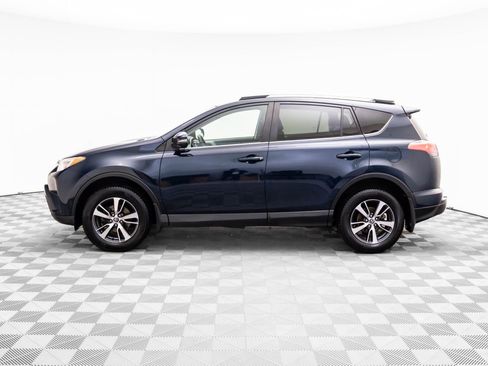 Used 2017 Toyota RAV4 XLE image 2
