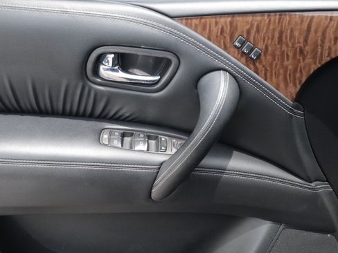 Used 2019 Nissan Armada SL w/ Premium Package RWD image 18