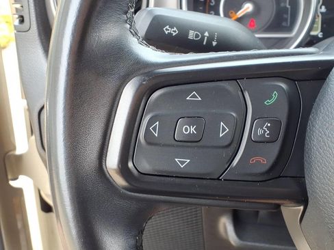 Used 2022 Jeep Gladiator Sport AWD/4WD image 16