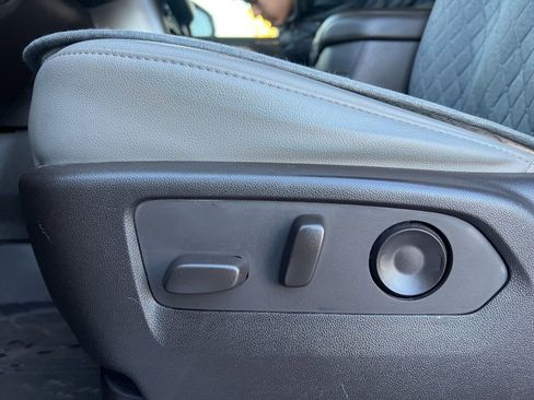 Used 2021 Chevrolet Tahoe LT AWD/4WD image 13