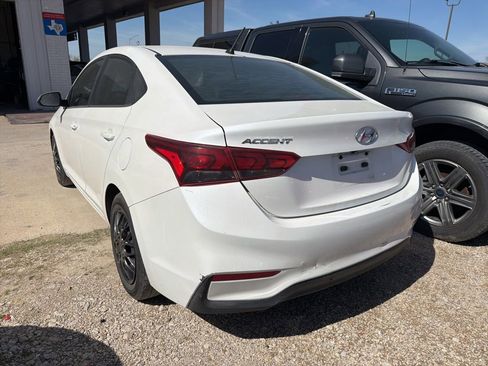 Used 2019 Hyundai Accent SE image 4
