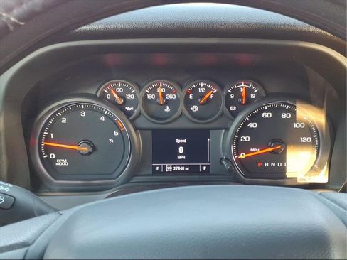 Used 2024 Chevrolet Silverado 2500 Custom w/ Custom Value Package image 22