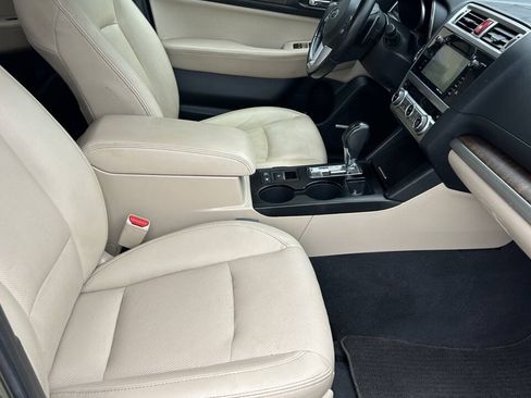 Used 2016 Subaru Outback 2.5i Limited AWD/4WD image 17