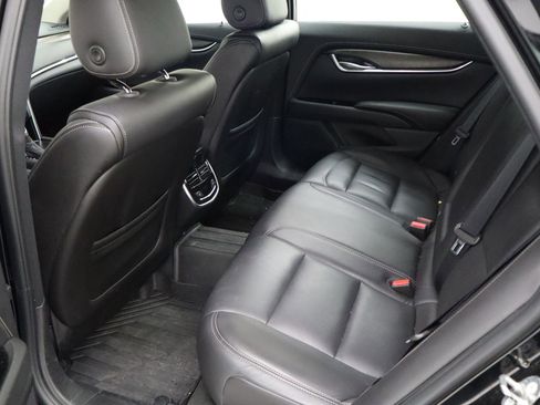 Used 2018 Cadillac XTS Luxury image 23