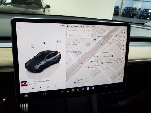Used 2022 Tesla Model Y Performance AWD/4WD image 26