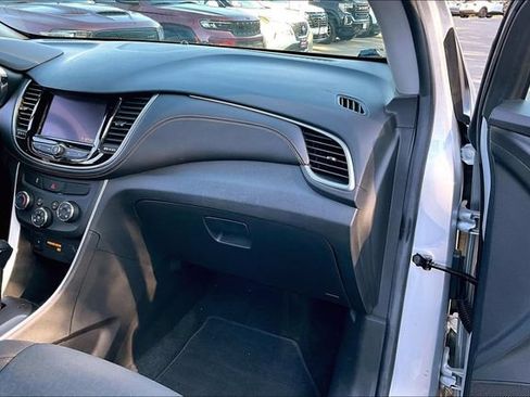 Used 2021 Chevrolet Trax LS w/ Tint and Cruise Package FWD image 16