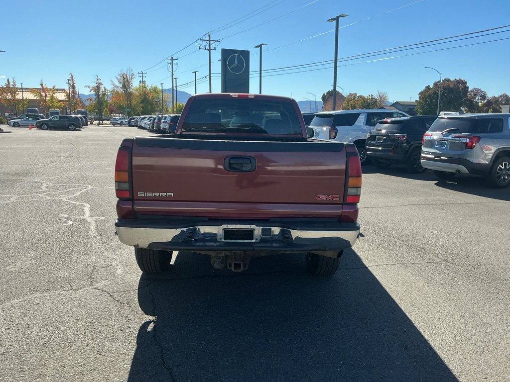 Used 2004 GMC Sierra 2500 SLT w/ Heavy-Duty Power Package AWD/4WD image 7