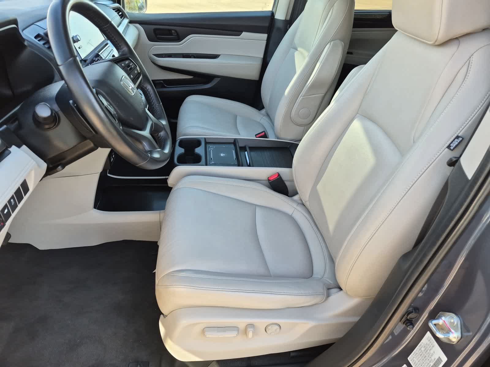 Used 2025 Honda Odyssey EX-L image 16