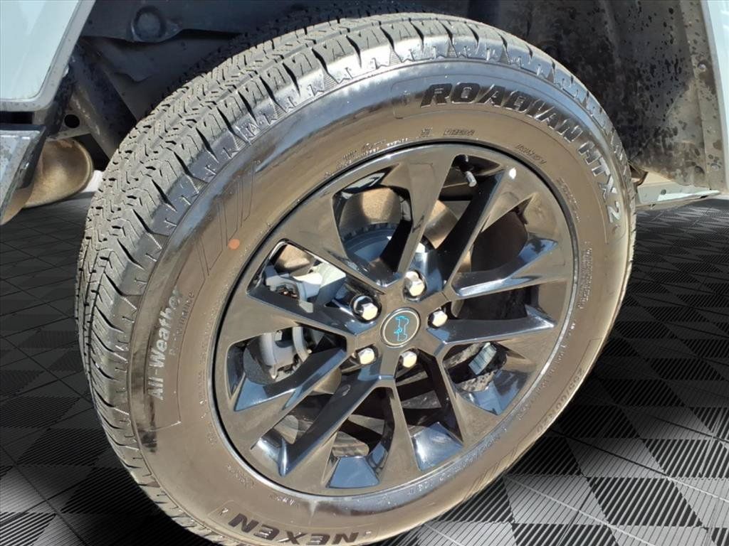 Certified 2024 Jeep Wrangler Unlimited Sahara AWD/4WD image 30