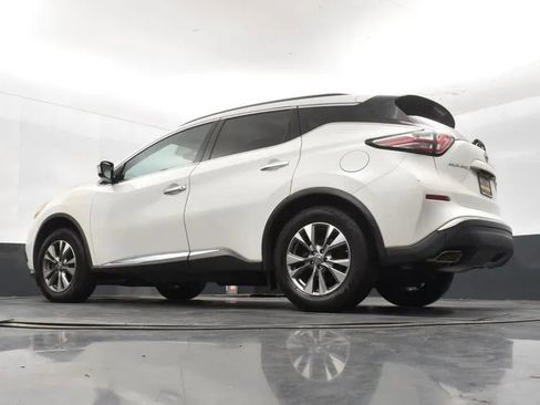 Used 2016 Nissan Murano SV w/ Premium Package AWD/4WD image 12
