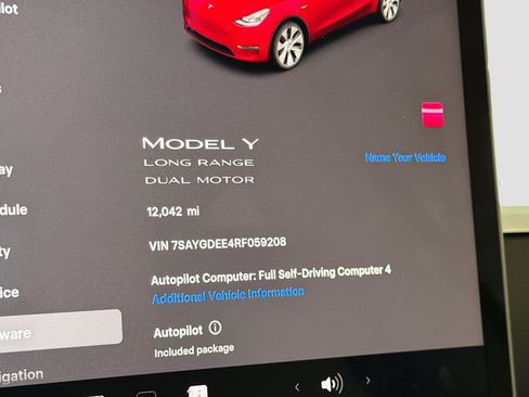 Used 2024 Tesla Model Y Long Range AWD/4WD image 8