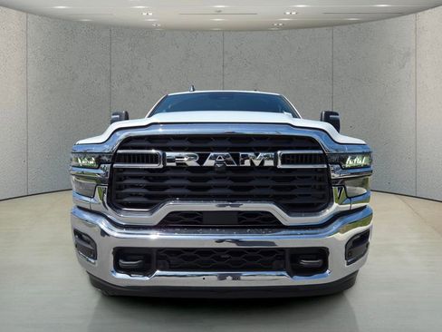 New 2026 RAM 2500 Tradesman AWD/4WD image 2