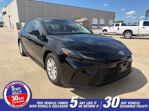 Used 2026 Toyota Camry LE FWD image 1