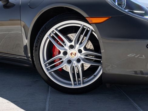 Used 2014 Porsche 911 Carrera 4S AWD/4WD image 21