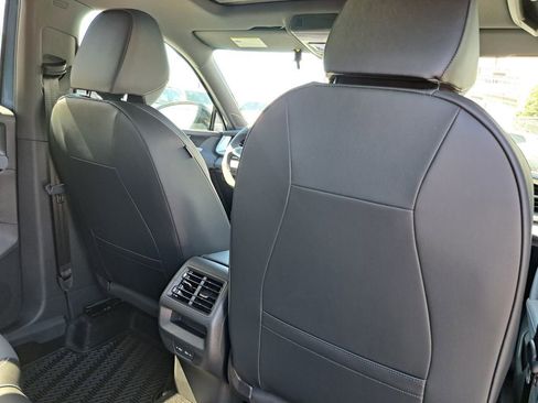 New 2026 Volkswagen Tiguan SE R-Line image 24