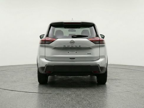 Used 2025 Nissan Rogue SV AWD/4WD image 7