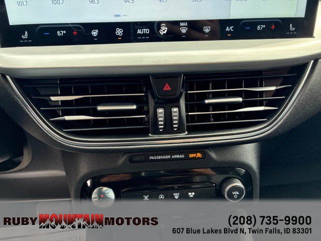 Used 2025 Ford Escape Platinum AWD/4WD image 22