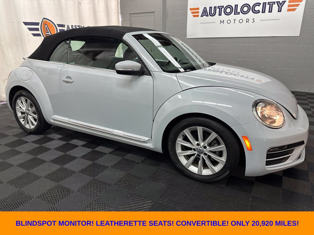 Used 2019 Volkswagen Beetle 2.0T SE FWD image 1