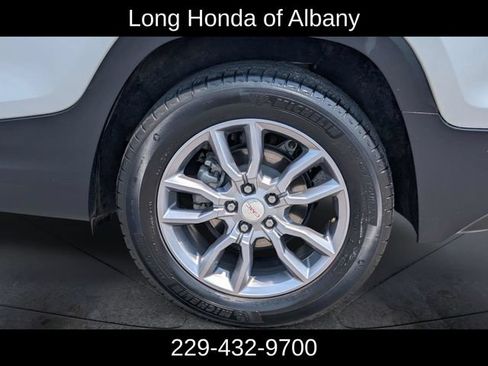 Used 2022 GMC Terrain SLT AWD/4WD image 11