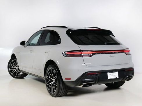 Used 2023 Porsche Macan image 34