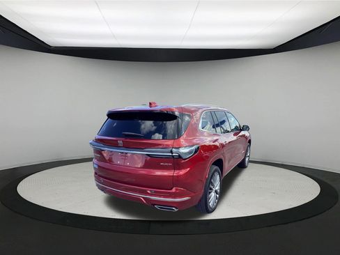 Used 2025 Buick Enclave Avenir w/ Trailering Package, 5000 lbs. FWD image 8