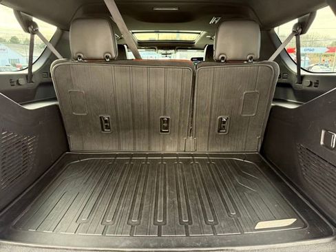 Used 2024 GMC Yukon XL Denali Ultimate image 13