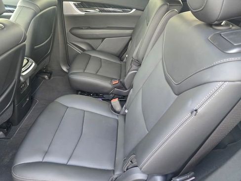 Used 2024 Cadillac XT6 Premium Luxury w/ Technology Package FWD image 13