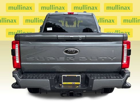 New 2026 Ford F250 Lariat w/ Black Appearance Package AWD/4WD image 8