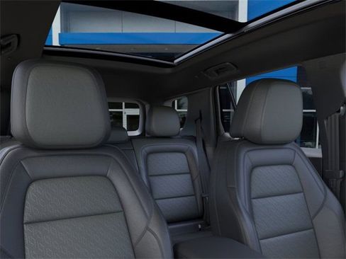 New 2026 Chevrolet Equinox LT w/ Convenience Package II image 24