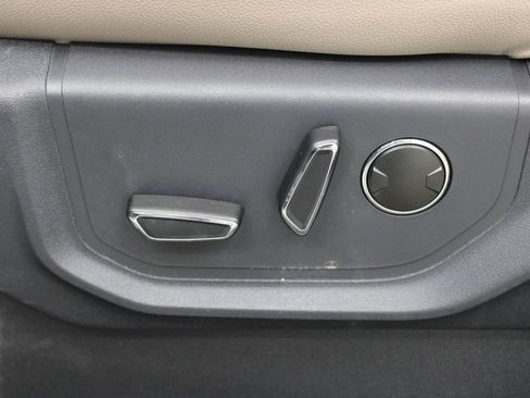 Used 2024 Ford Expedition Max Limited image 21