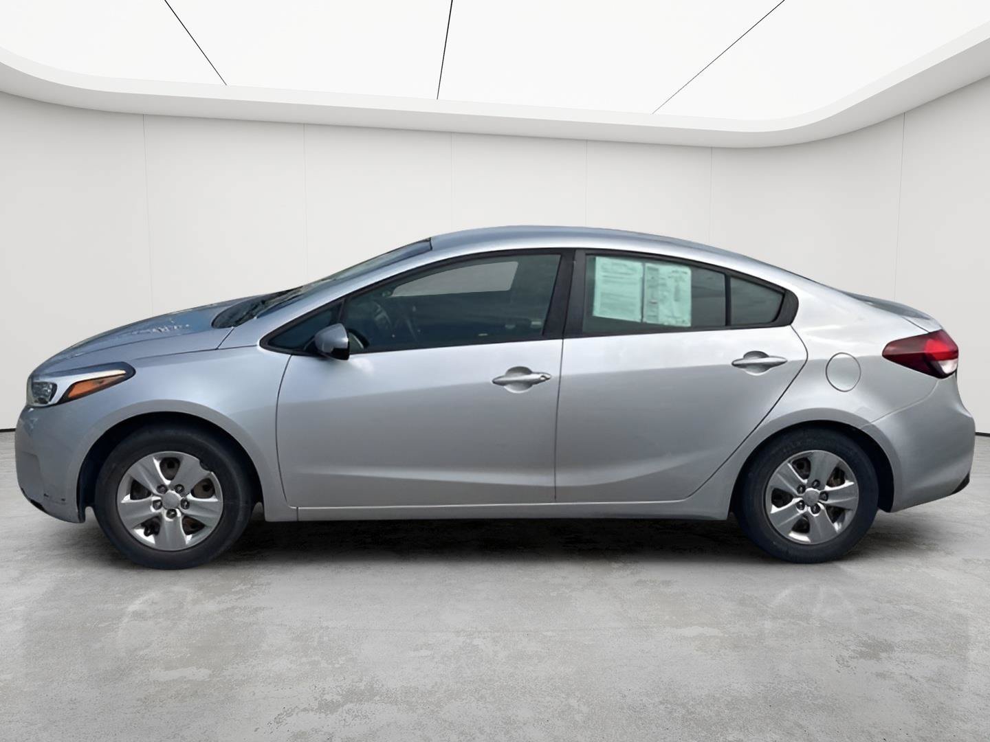 Used 2018 Kia Forte LX FWD image 6