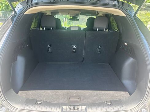 Used 2020 Ford Escape SE FWD image 15