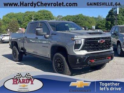 New 2026 Chevrolet Silverado 2500 ZR2 w/ LPO, Dark Essentials Package