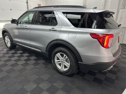 Used 2024 Ford Explorer XLT w/ Equipment Group 202A image 7