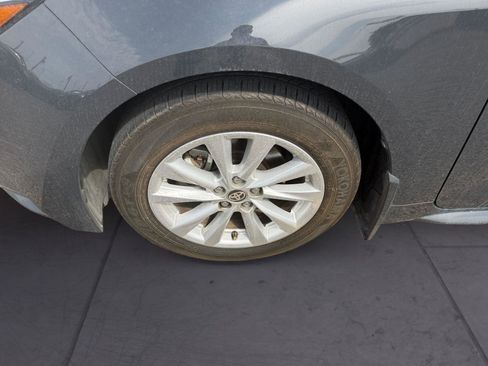 Used 2024 Toyota Corolla XLE image 14