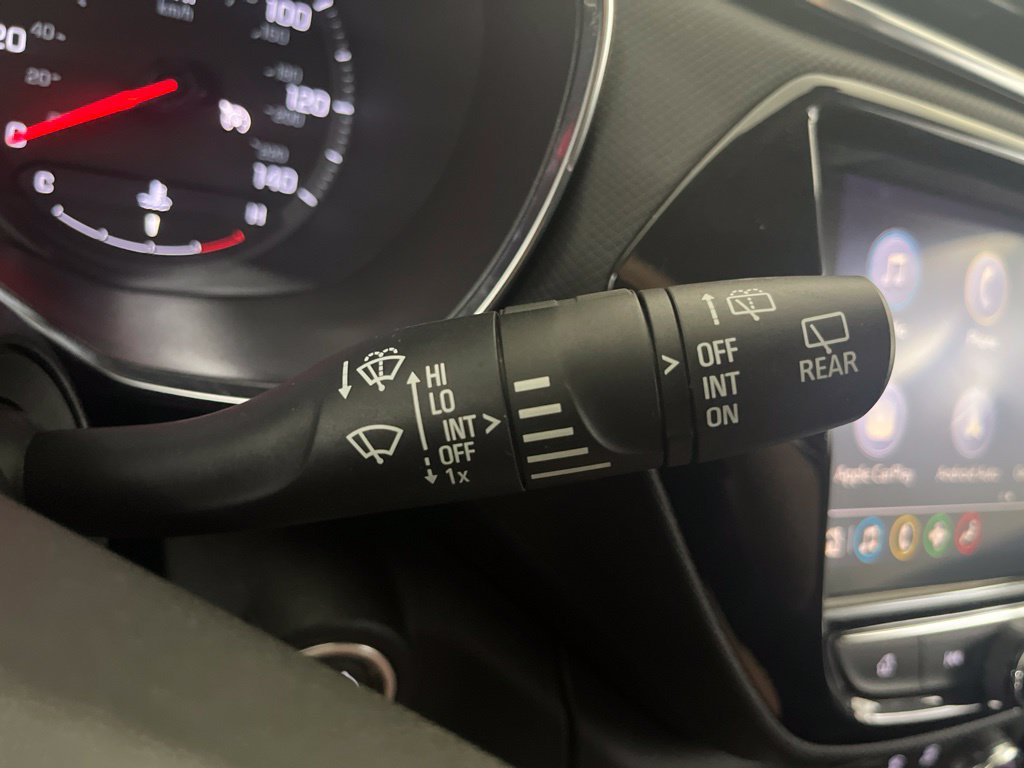 Used 2021 Chevrolet TrailBlazer LT w/ Premium Seating Package AWD/4WD image 62