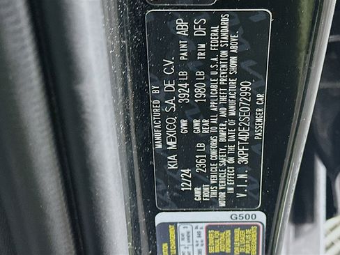 Used 2025 Kia K4 LXS image 12